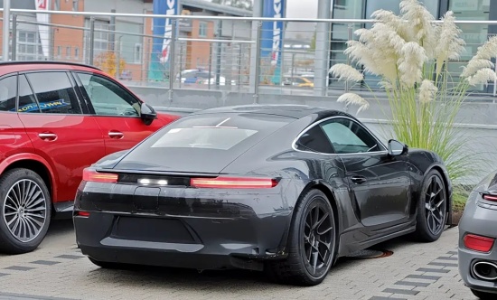 保时捷718纯电版谍照曝光 预计2026年发布