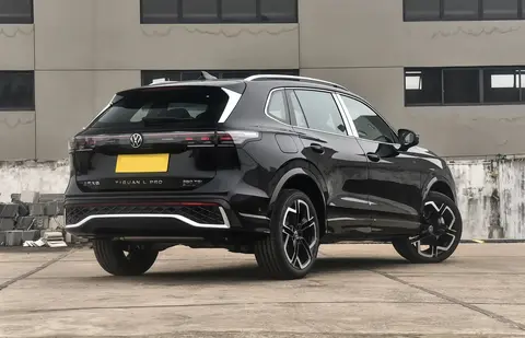 途观L加装智驾系统，老款车主懵了，新功能真能翻身？