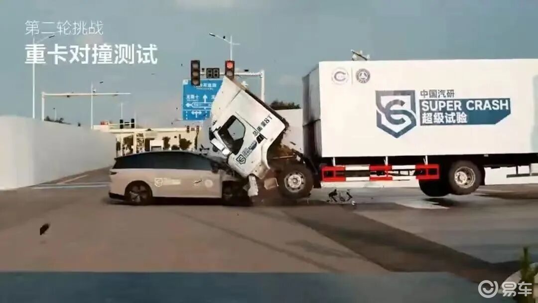 2025奇葩营销:打破物理定律,汽车测试为何越来越离奇?