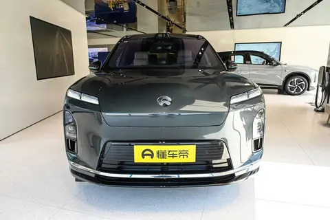 2026款蔚来ES8深度试驾：全能豪华大三排SUV新标杆